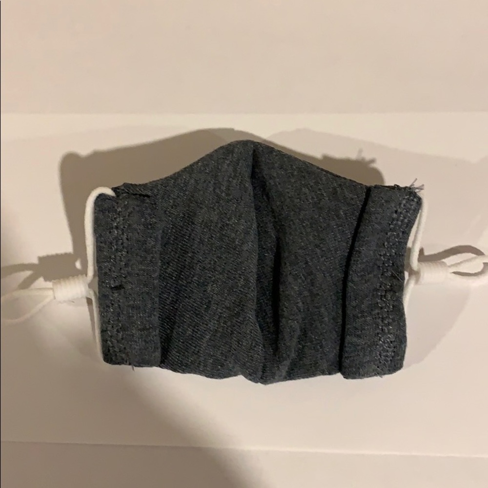 Gray Mask - Picture 3 of 3
